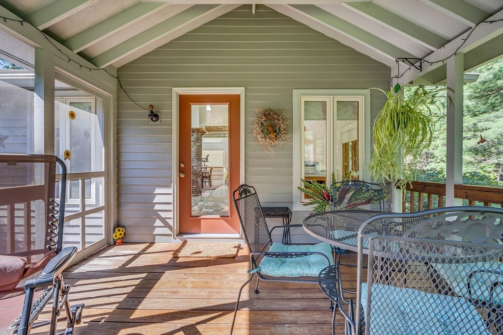 293 Taylor Rd