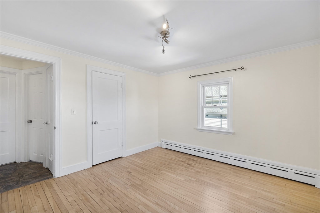68 Pleasant View Ave