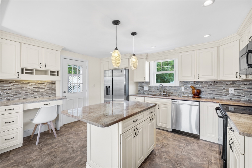 68 Pleasant View Ave