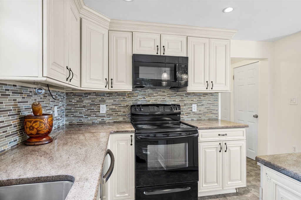 68 Pleasant View Ave