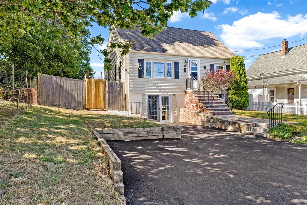 68 Pleasant View Ave