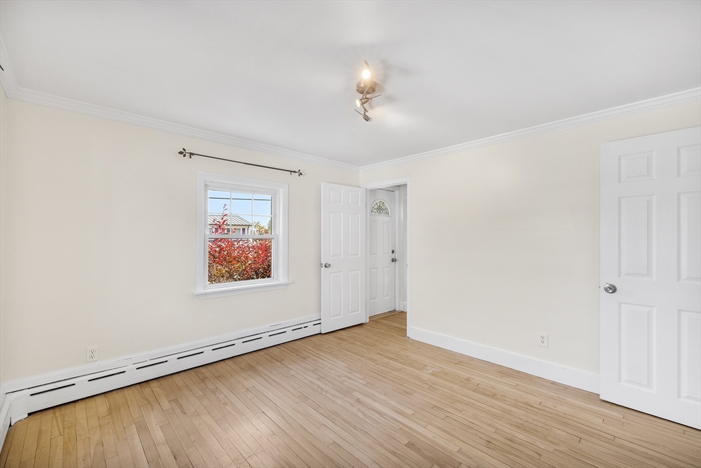 68 Pleasant View Ave