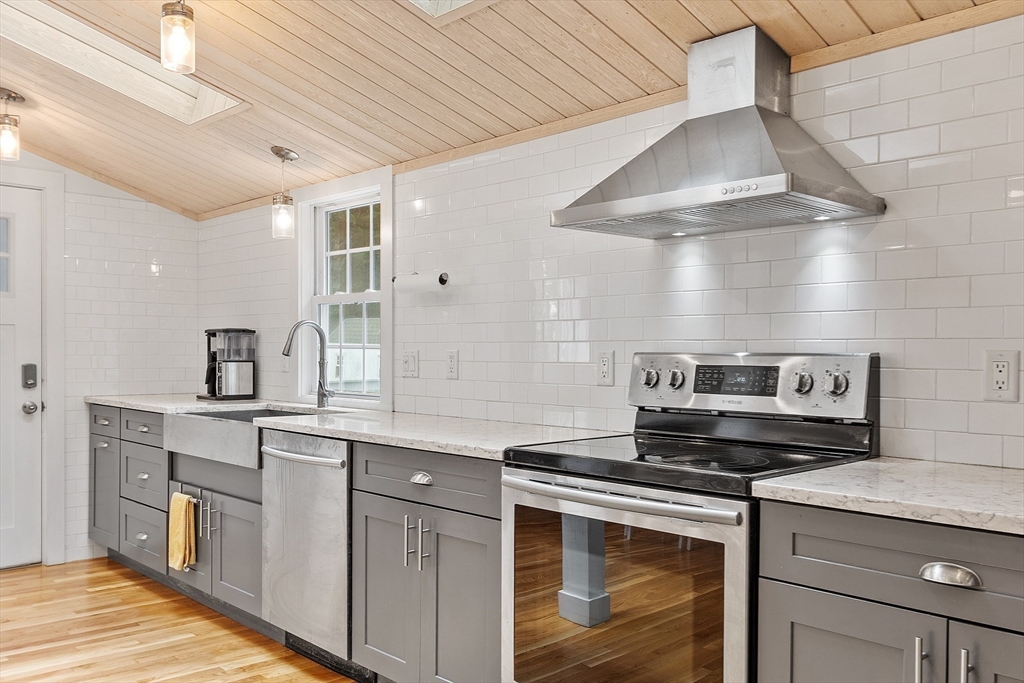 93 Shawsheen Road
