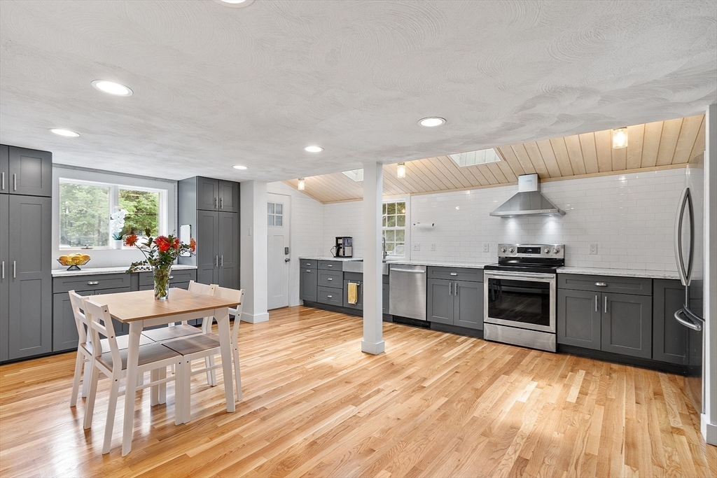 93 Shawsheen Road