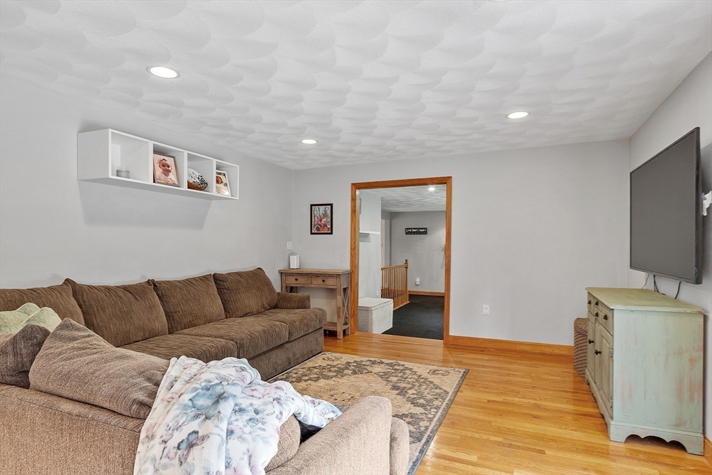 93 Shawsheen Road