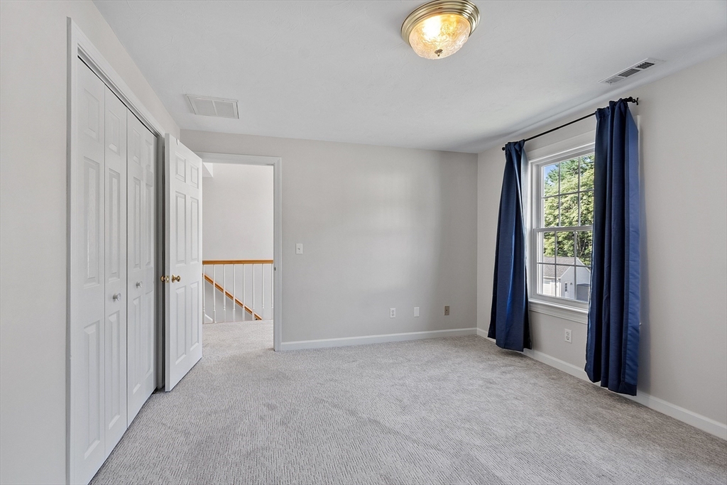 18 Sycamore Rd