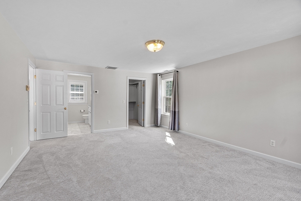 18 Sycamore Rd