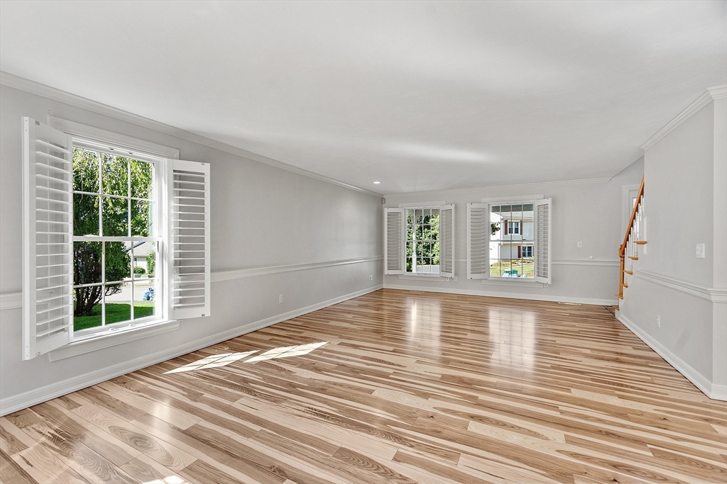 18 Sycamore Rd