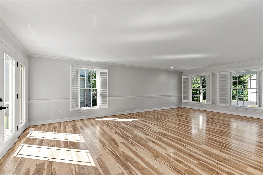 18 Sycamore Rd