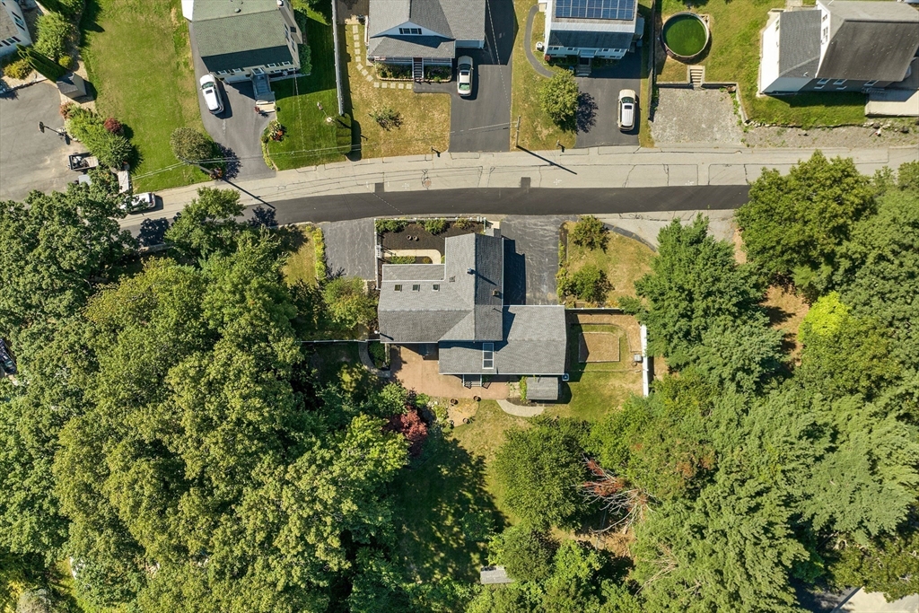 48 Hartford Ave