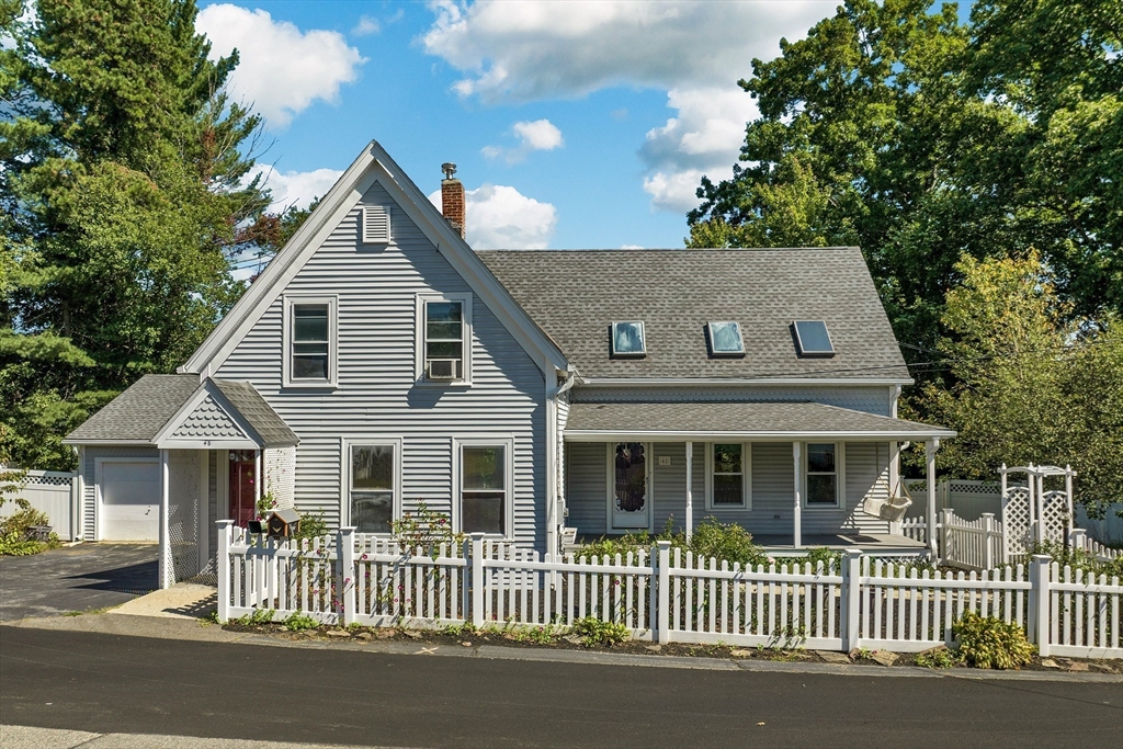 48 Hartford Ave
