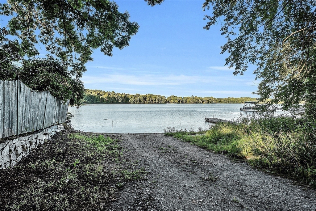 26 Nashoba Trail
