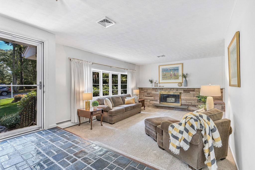 6 Brucewood Road