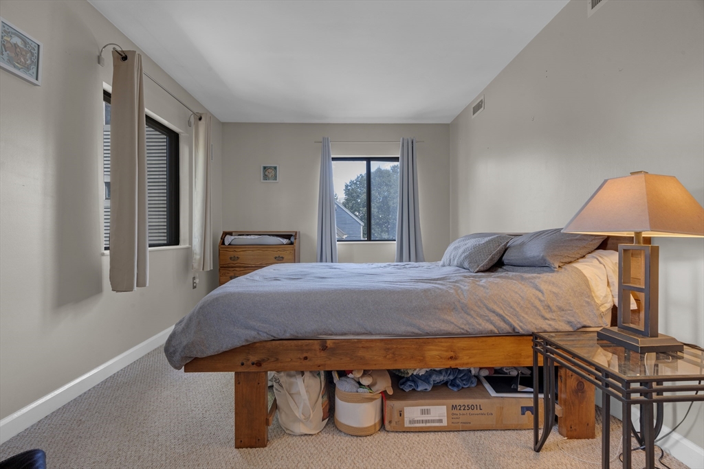 127 Governor Winthrop Rd # 127