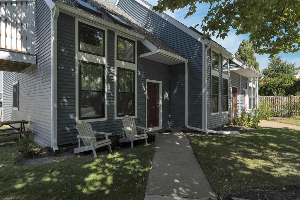 127 Governor Winthrop Rd # 127