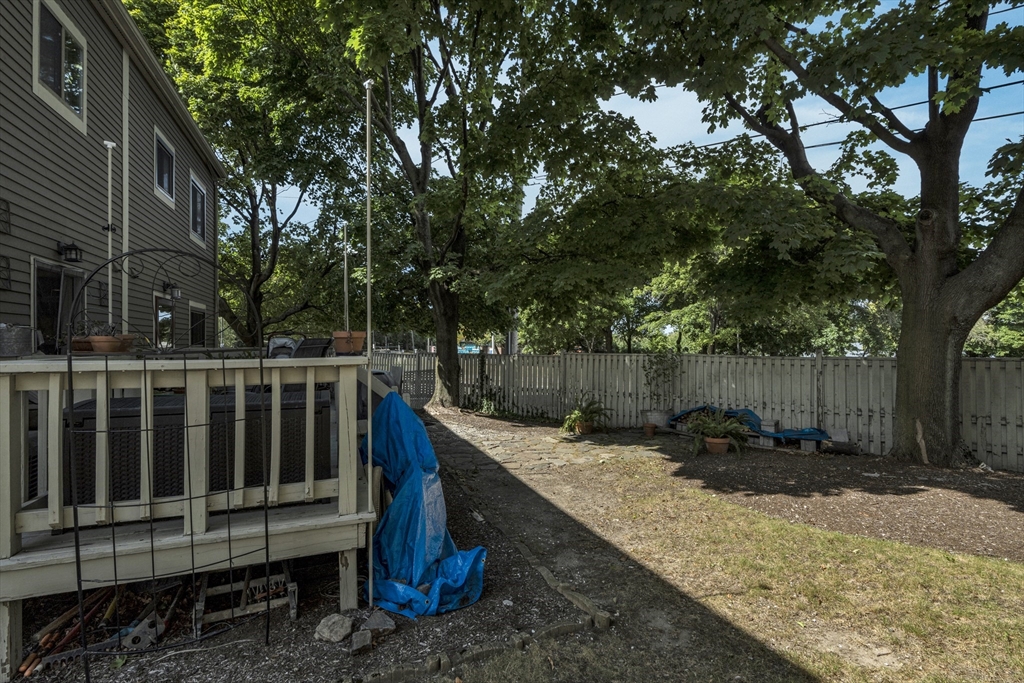 127 Governor Winthrop Rd # 127