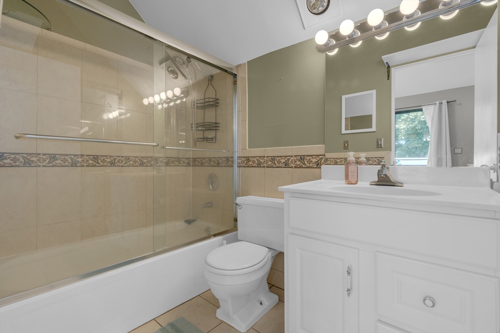 127 Governor Winthrop Rd # 127