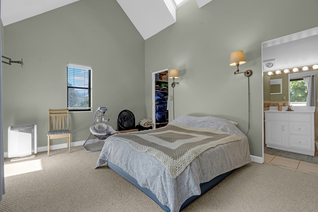 127 Governor Winthrop Rd # 127