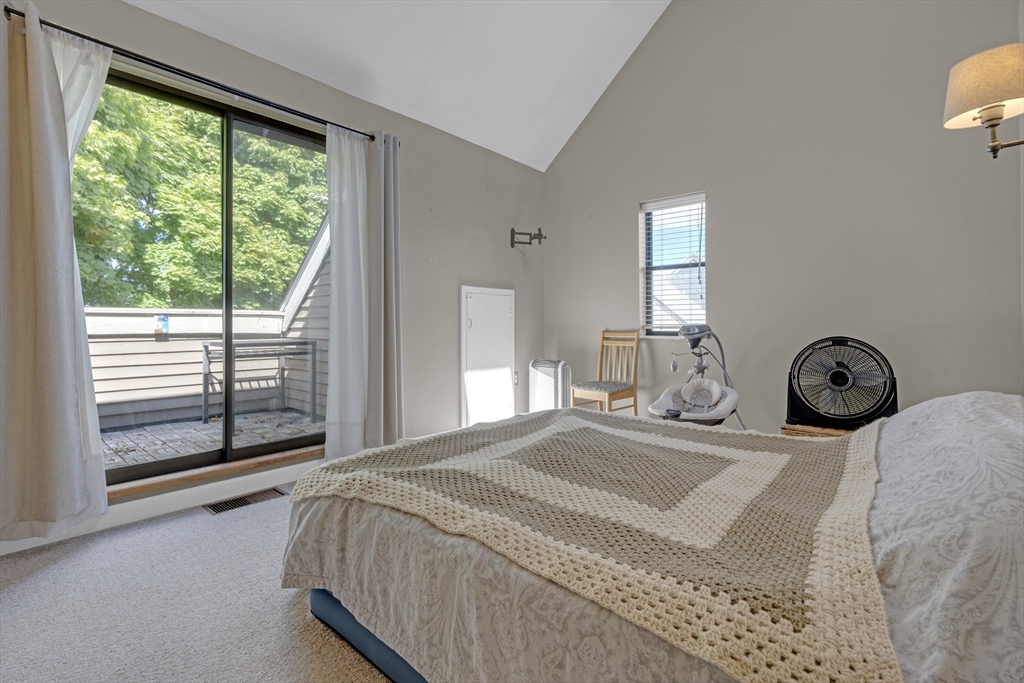 127 Governor Winthrop Rd # 127