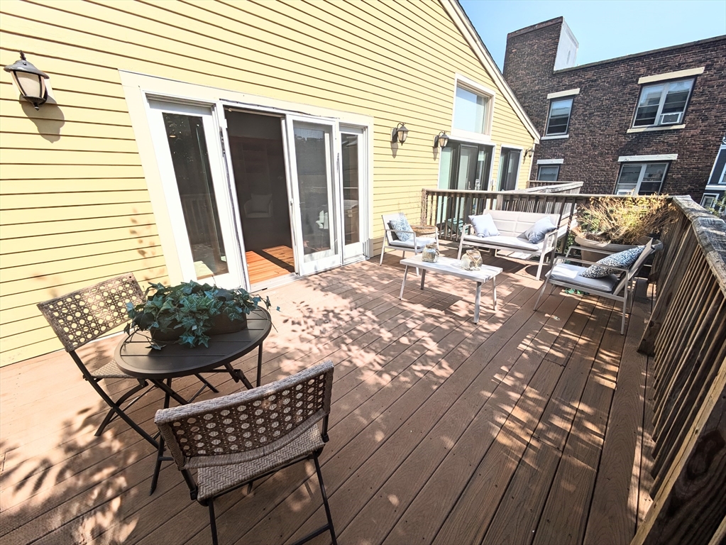 4 Centre St # 4
