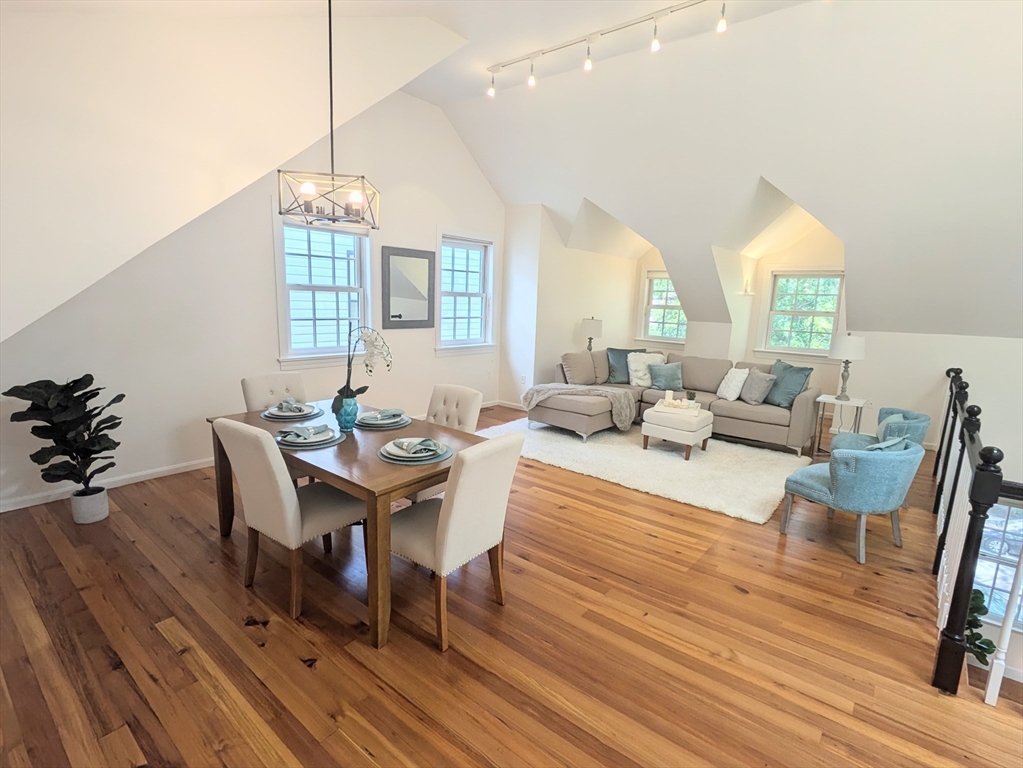 4 Centre St # 4
