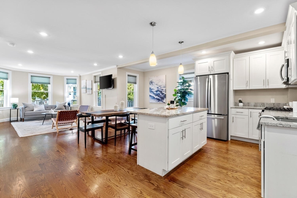 58-60 Thorndike St # 1