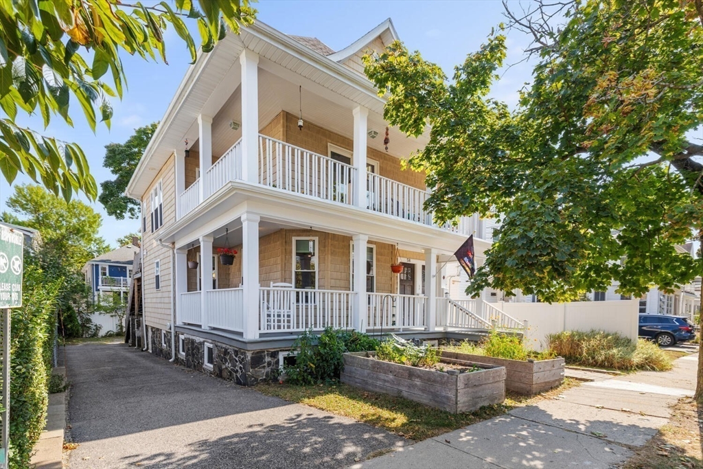 58-60 Thorndike St # 1