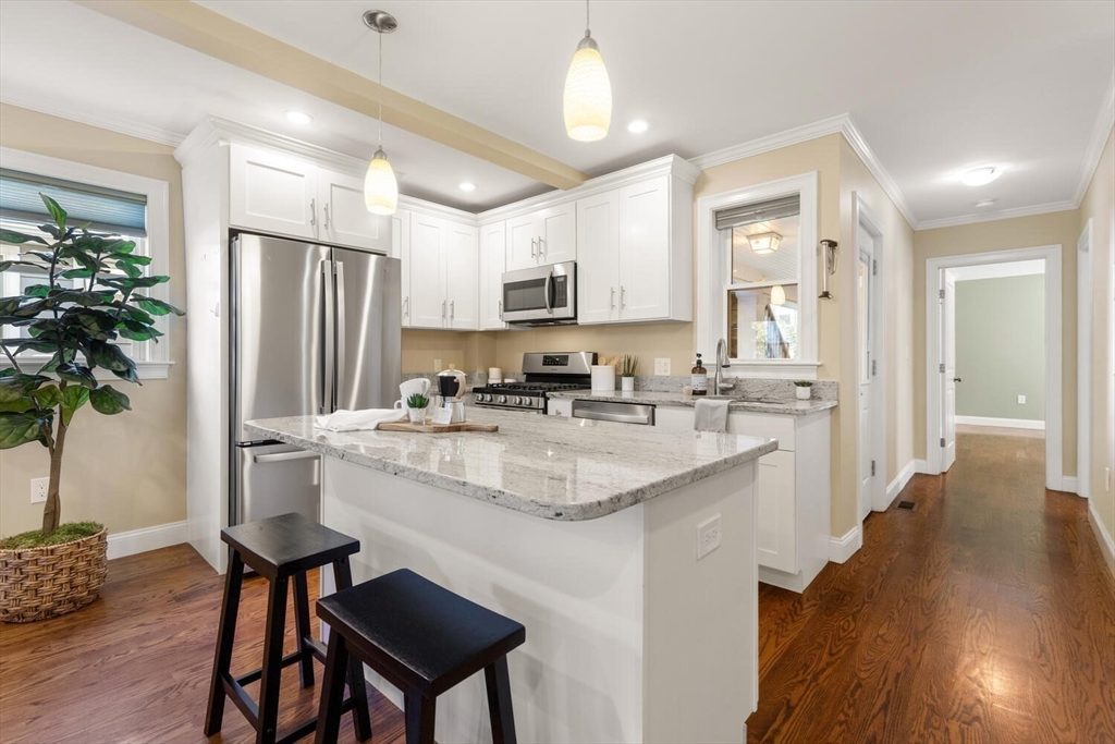 58-60 Thorndike St # 1