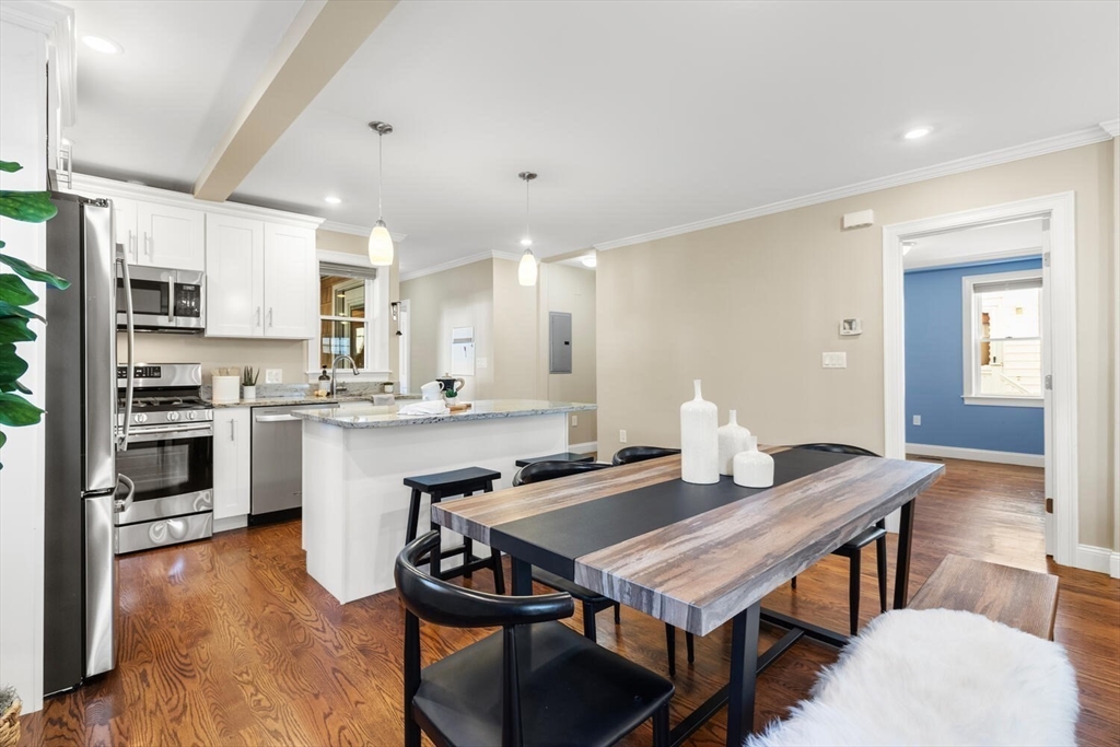 58-60 Thorndike St # 1