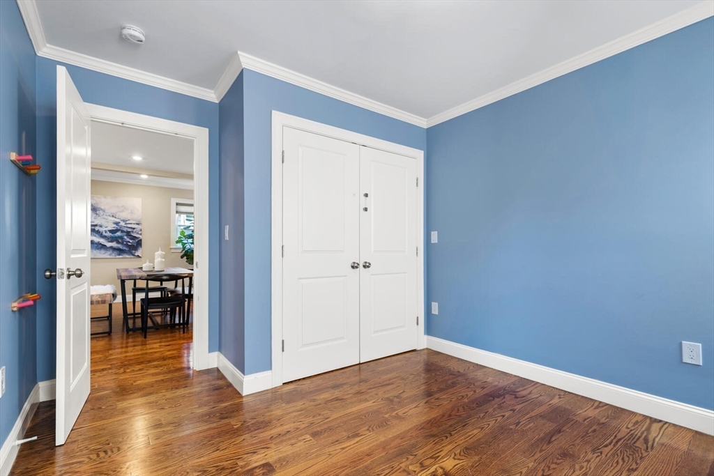 58-60 Thorndike St # 1