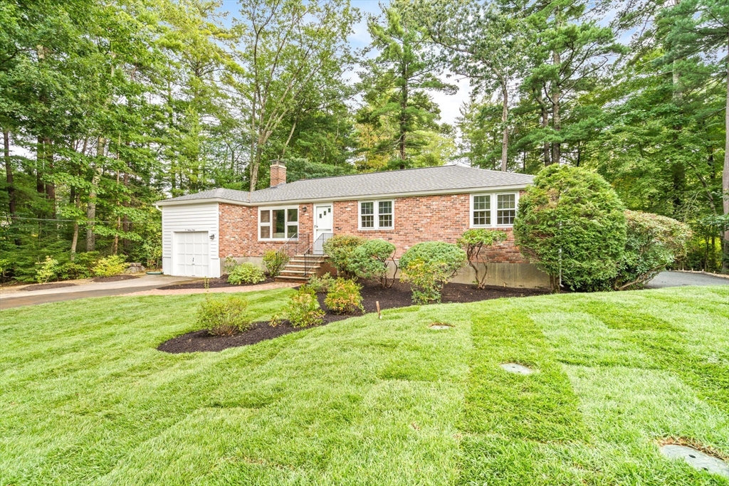 73 Hickory Rd