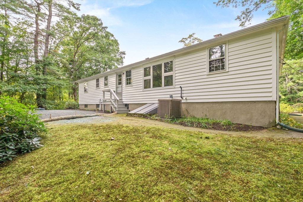 73 Hickory Rd