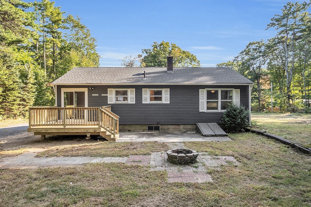 40 School House Rd
