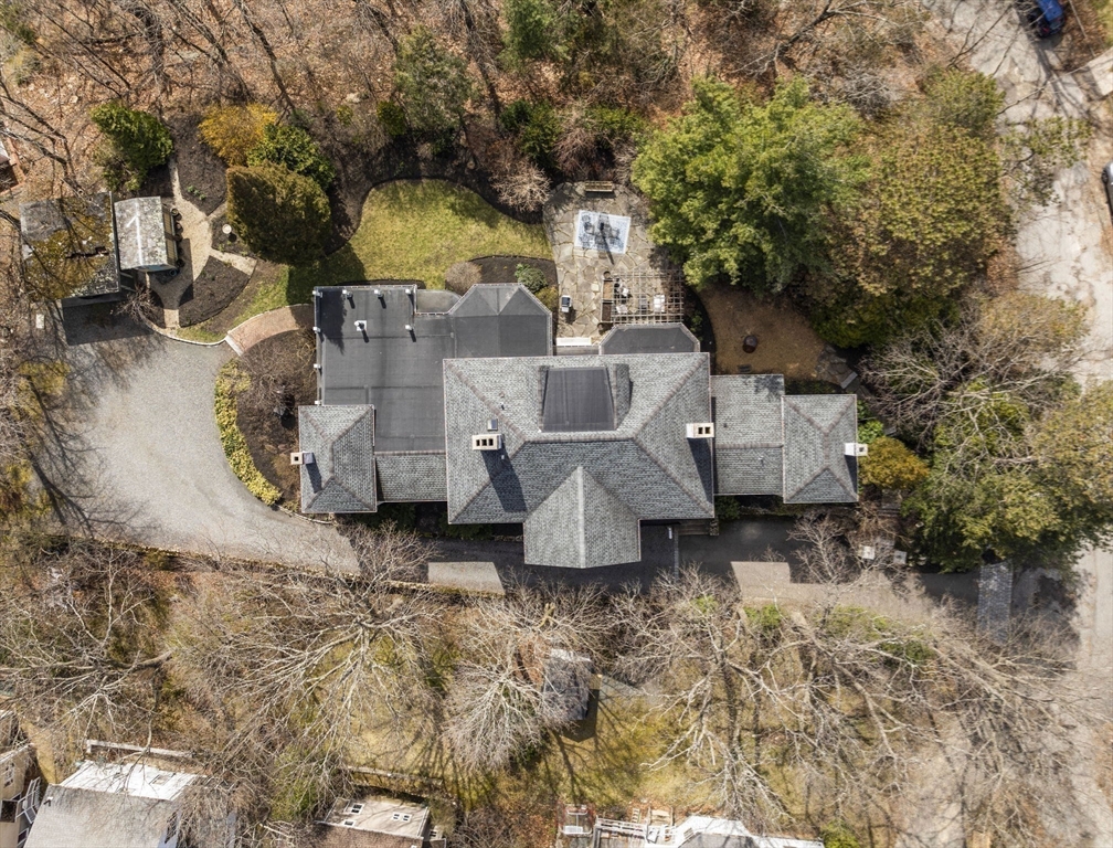 12 Rock Hill St