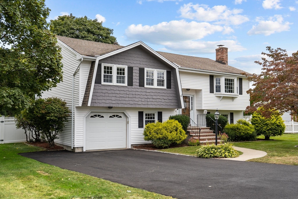 5 Brae Cir