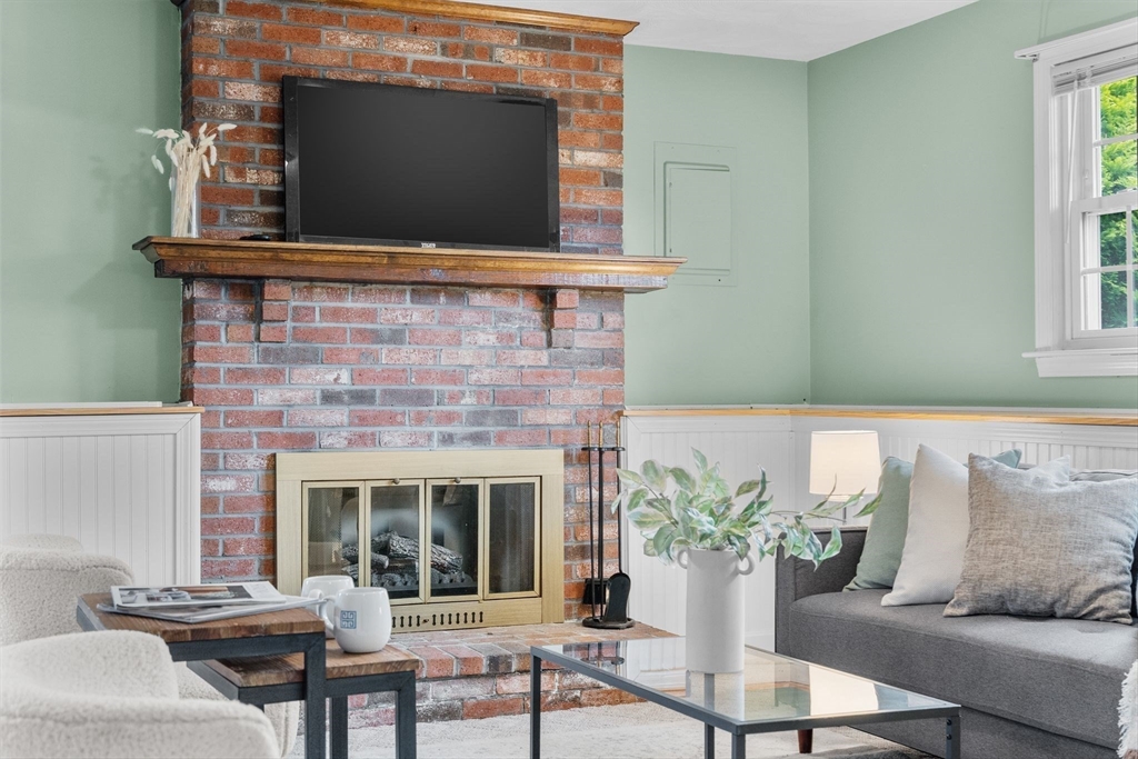 5 Brae Cir