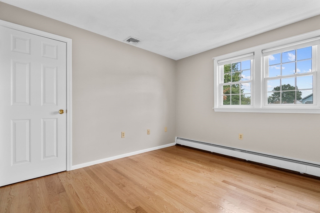 5 Brae Cir