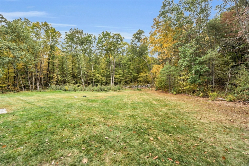56 Houghton Farm Ln