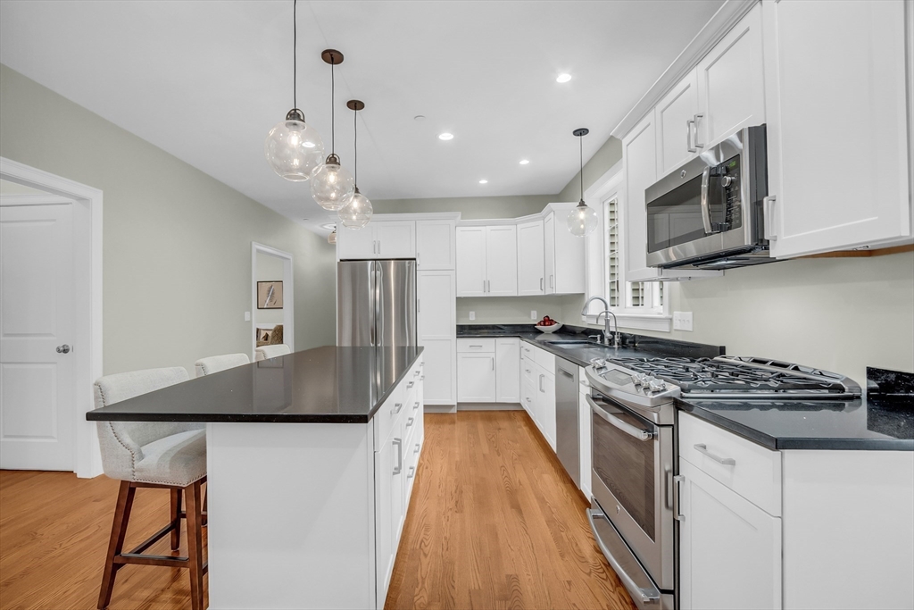 56 Houghton Farm Ln