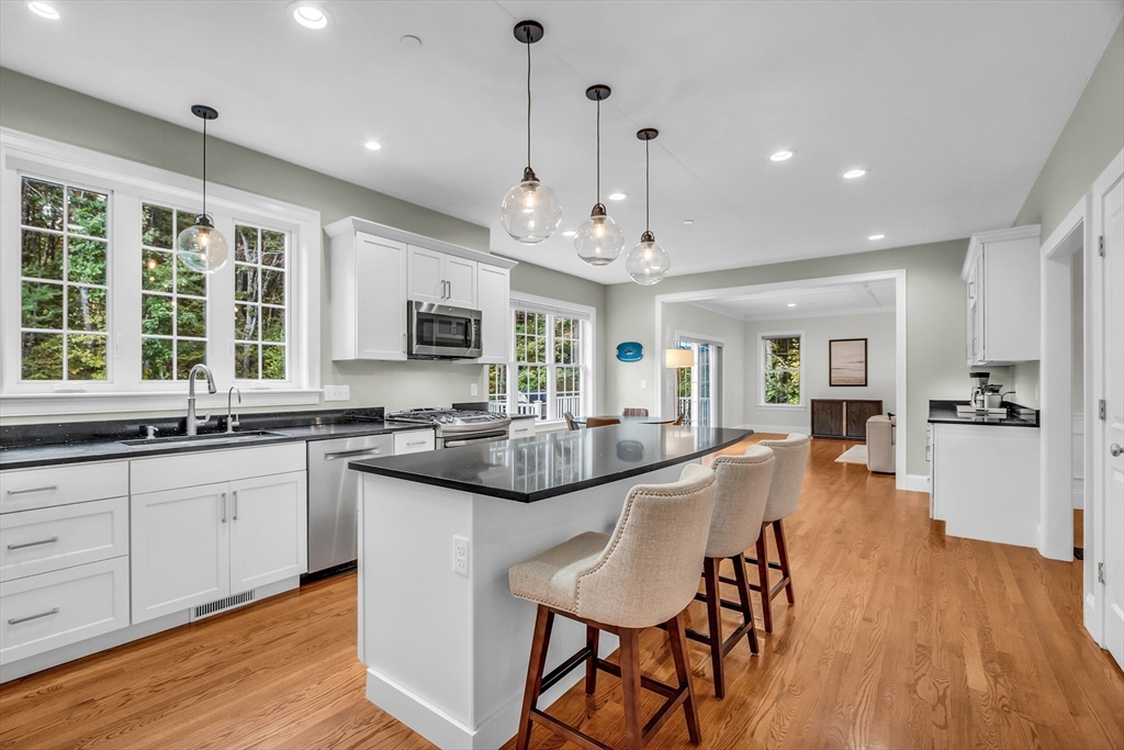 56 Houghton Farm Ln