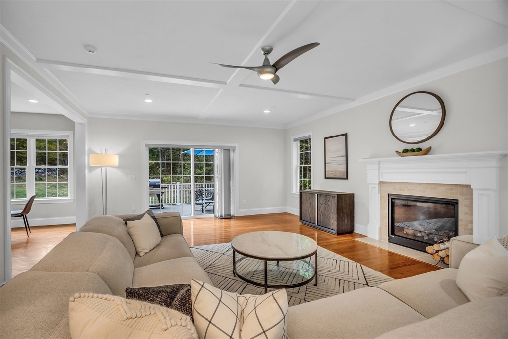 56 Houghton Farm Ln
