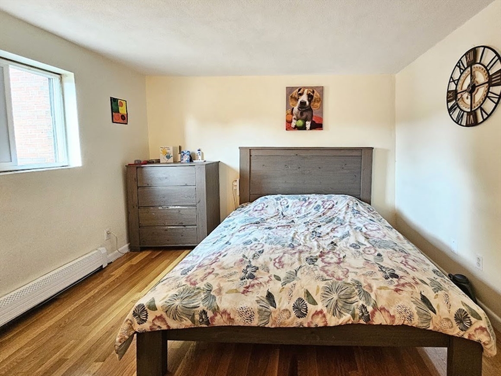 14 Byron Rd # 4