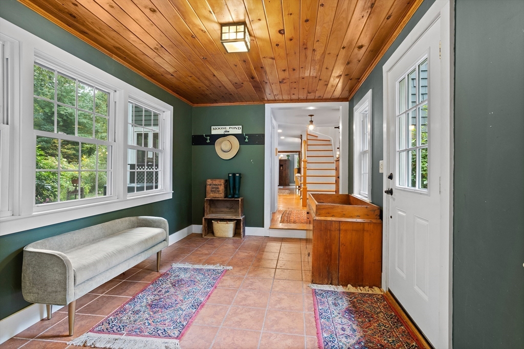 43 West Bare Hill Rd