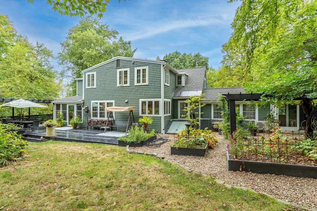 43 West Bare Hill Rd