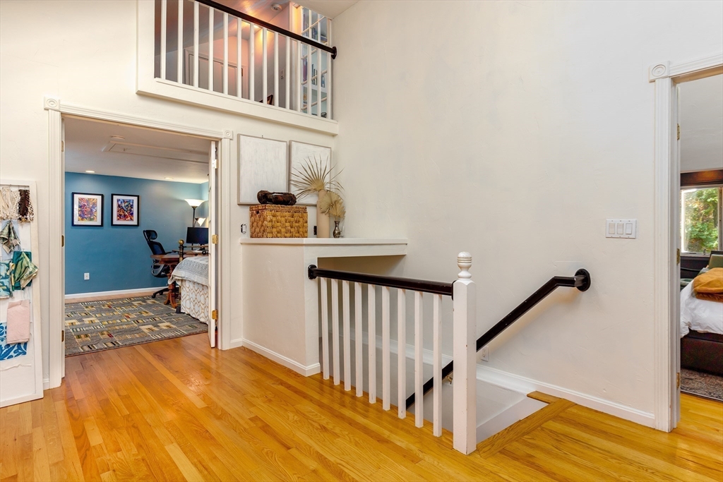 37 Shaker Ln