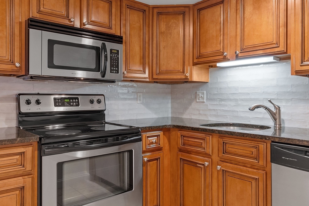 12 Wampus Ave # 11