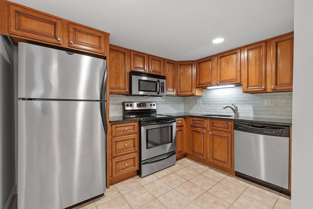 12 Wampus Ave # 11