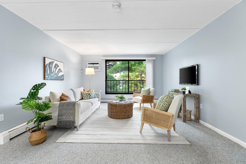 993 Massachusetts Ave # 312