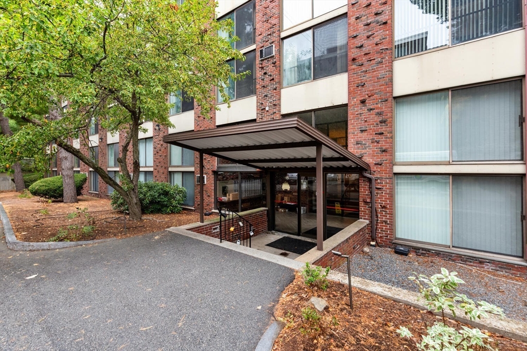 993 Massachusetts Ave # 312