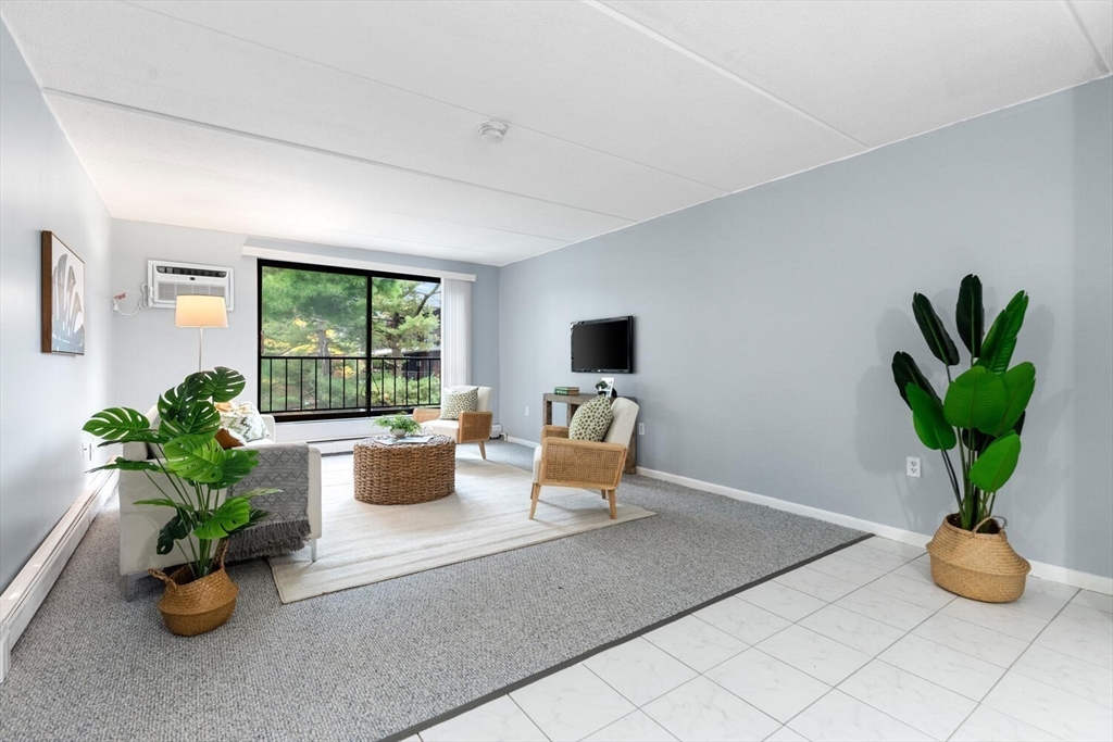 993 Massachusetts Ave # 312